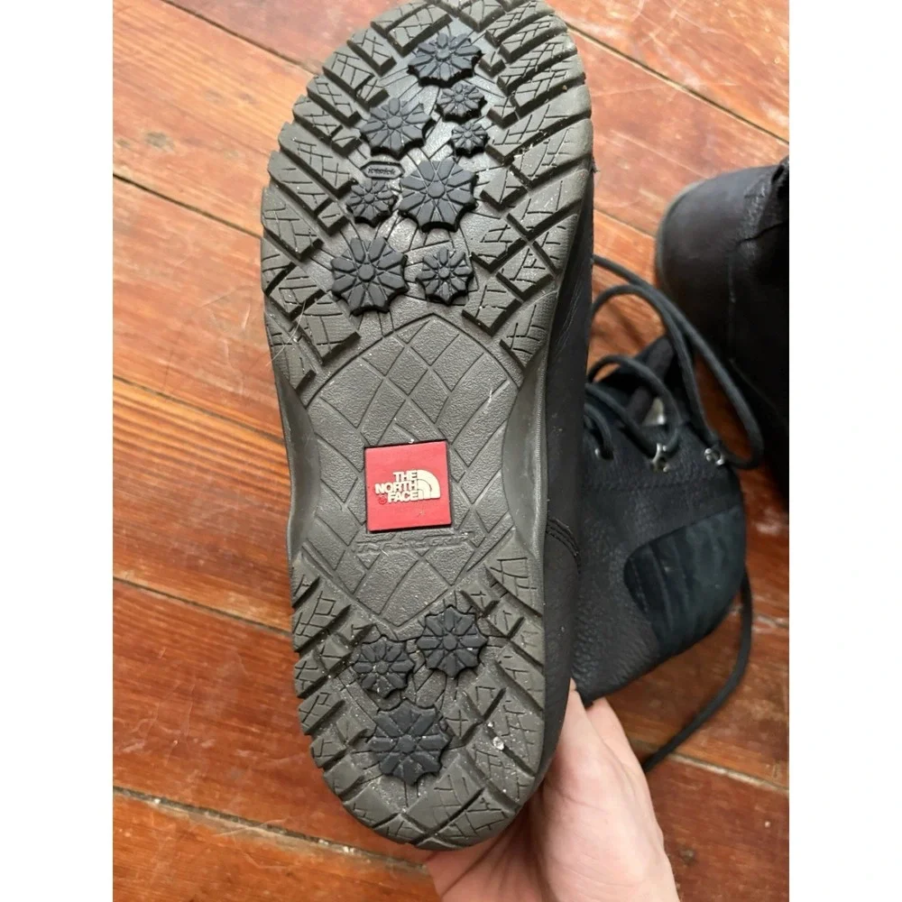 The North Face Nuptse Purna Lux Snow Boot Waterproof 100 G insulation Size 9